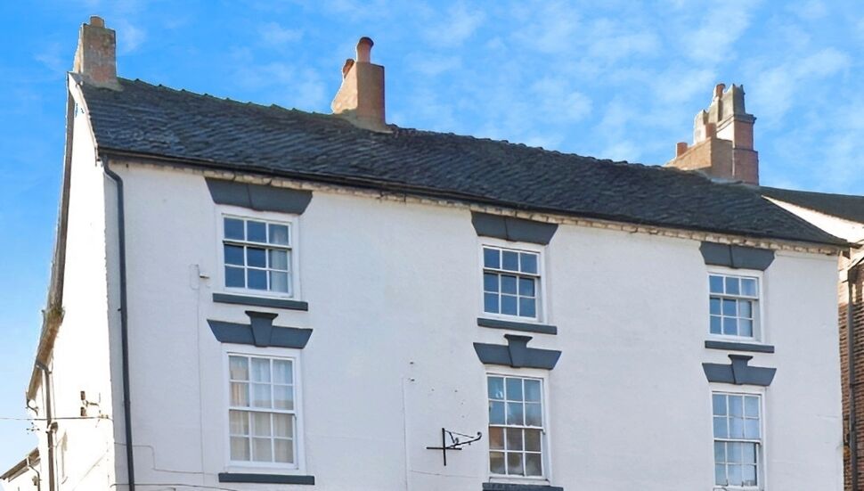 Main image of 2 bedroom Flat to rent, High Street, Eccleshall, Staffordshire, ST21