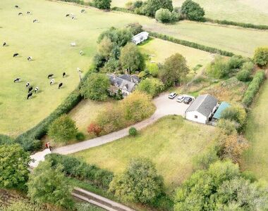 4 bedroom Detached Property for sale