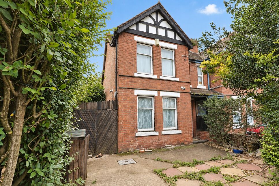 Main image of 4 bedroom Semi Detached House for sale, Newport Road, Stafford, Staffordshire, ST16