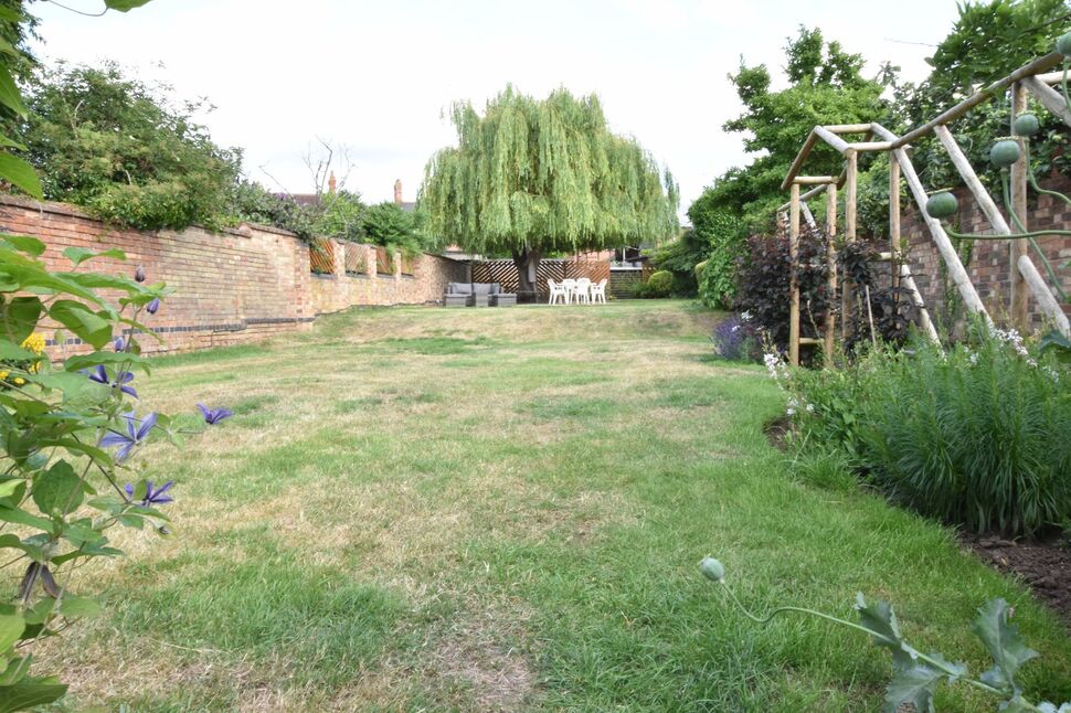 6 Elegant Period Properties For Sale