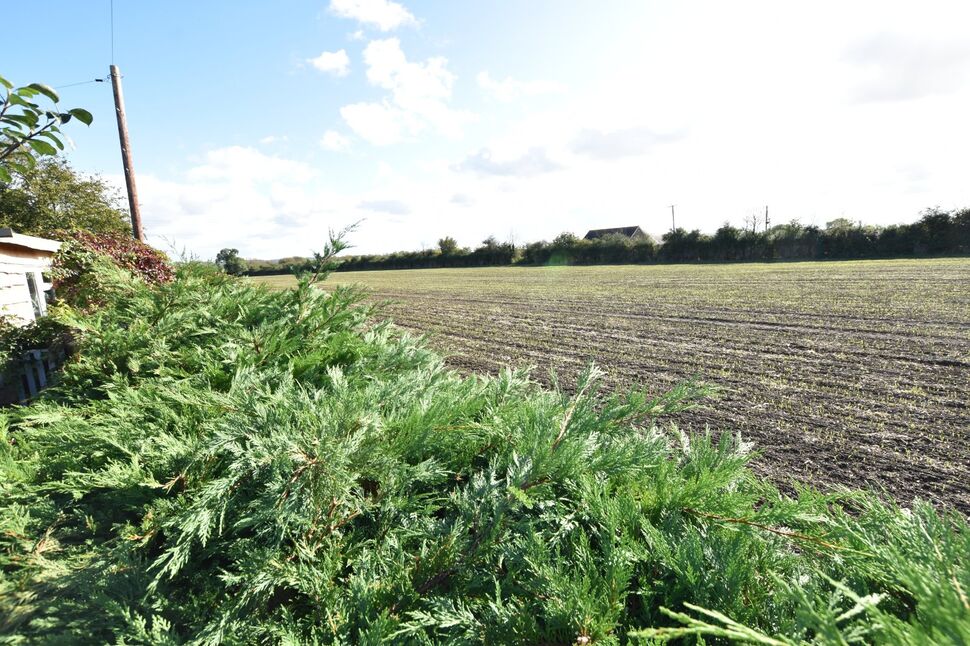 2 bedroom Semi Detached House for sale, Seaford Lane, Naunton Beauchamp