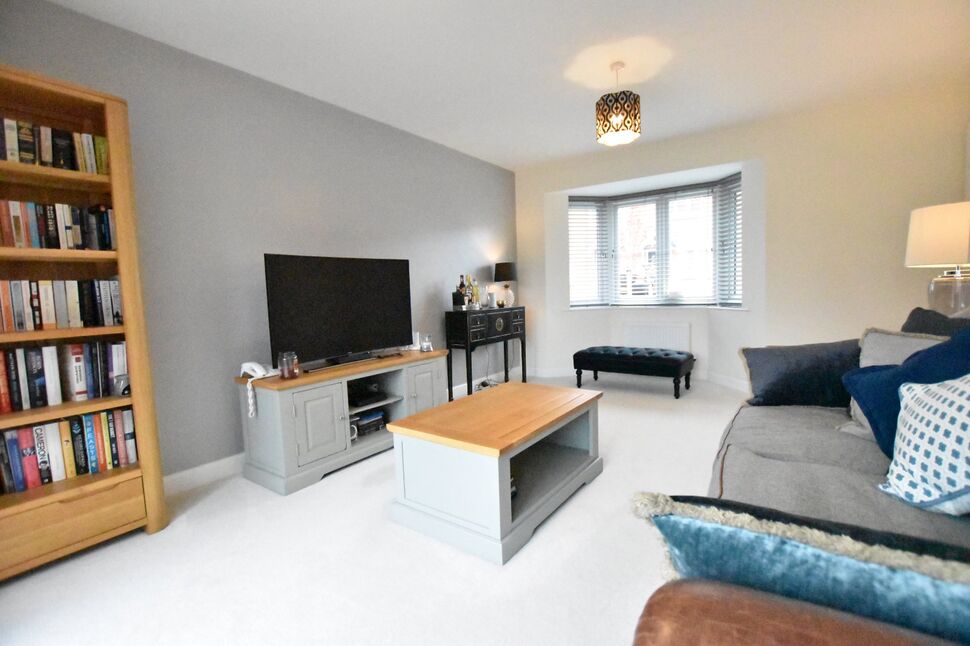 3 bedroom Detached House for sale, Sladden Close, Badsey, WR11 £325,000