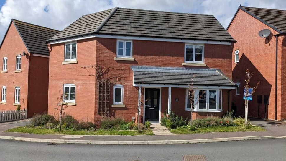 3 bedroom Detached House for sale, Sladden Close, Badsey, WR11 £325,000