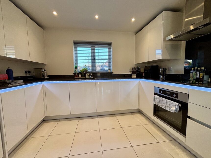Kitchen / Diner