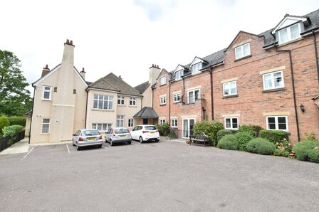 Coopers Lane, 2 bedroom  Flat for sale, £125,000