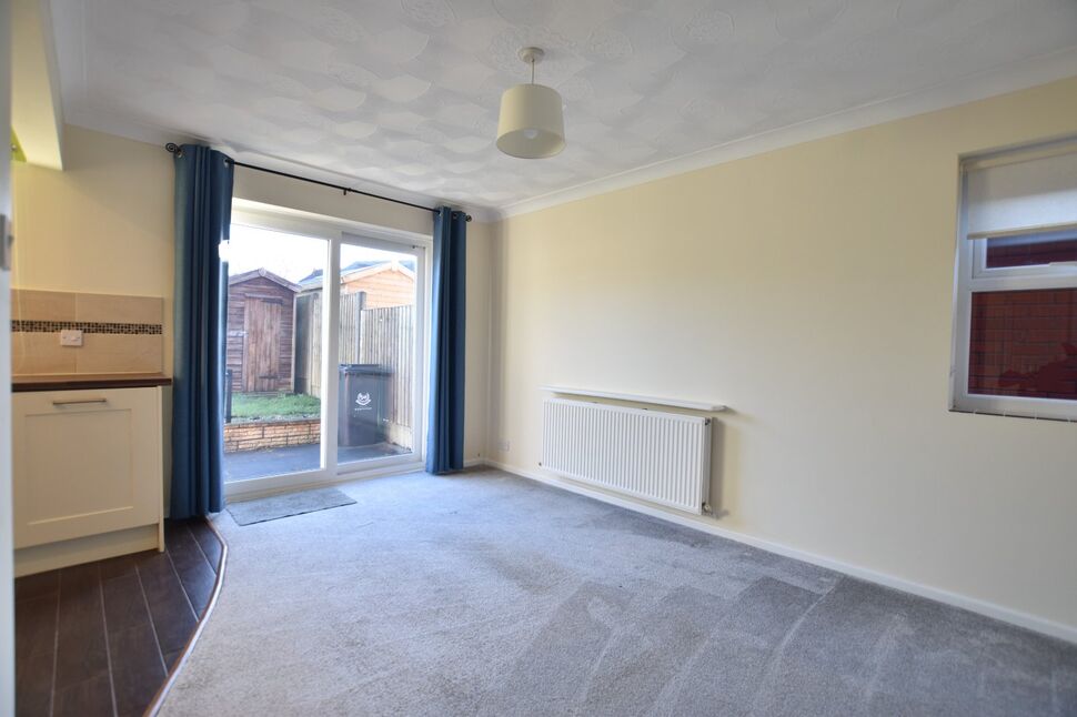 3 bedroom Semi Detached Bungalow for sale, Exbury Place, Worcester, WR5