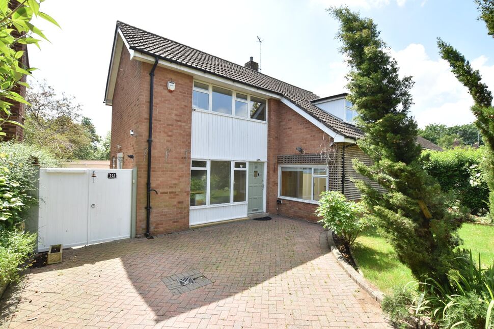 Main image of 3 bedroom Detached House for sale, Evesham, Worcestershire, WR11