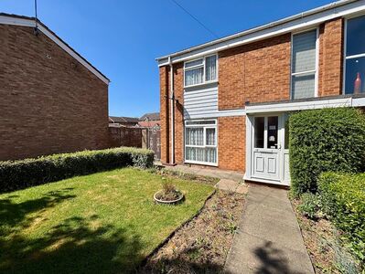 2 bedroom End Terrace House for sale