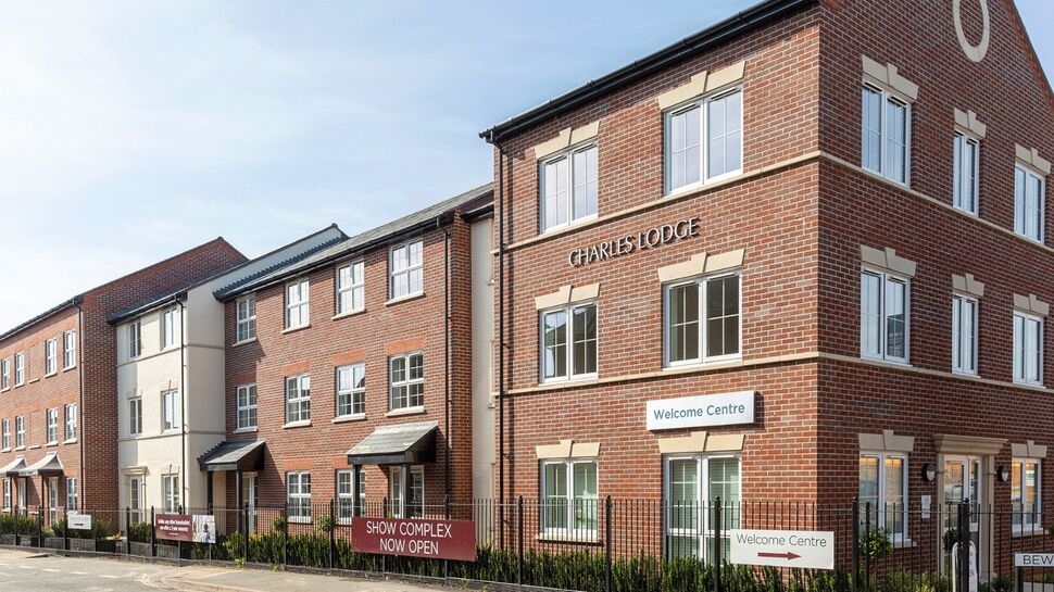 Main image of 2 bedroom Flat for sale, Swan Lane, Evesham, Worcestershire, WR11