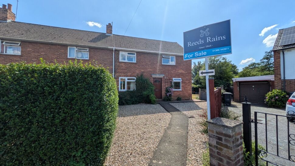 Main image of 3 bedroom End Terrace House for sale, Charles Close, Evesham, Worcestershire, WR11