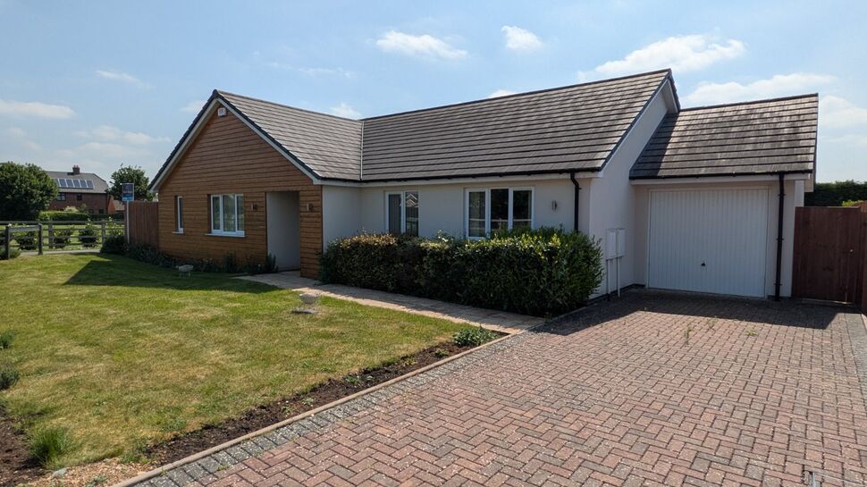 Main image of 3 bedroom Detached Bungalow for sale, Trails Orchard, Bretforton Road, Evesham, WR11