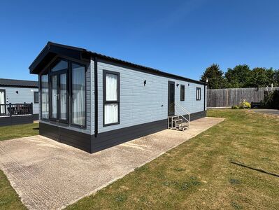 Evesham Road, 2 bedroom Detached Property for sale, £110,000