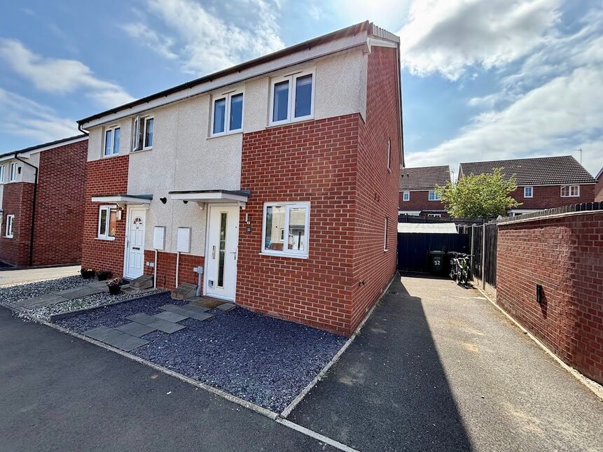 2 bedroom Semi Detached House for sale