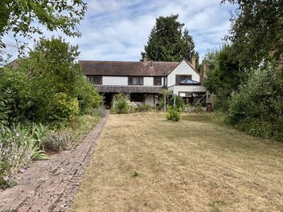 Owletts End, 4 bedroom Detached House for sale, £650,000