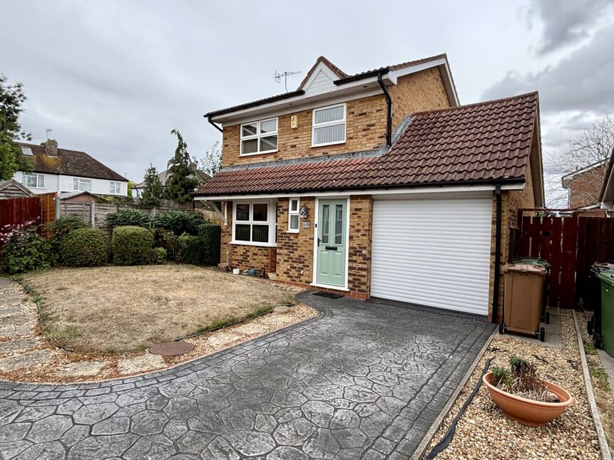 Main image of 3 bedroom Detached House for sale, Celandine Way, Evesham, Worcestershire, WR11