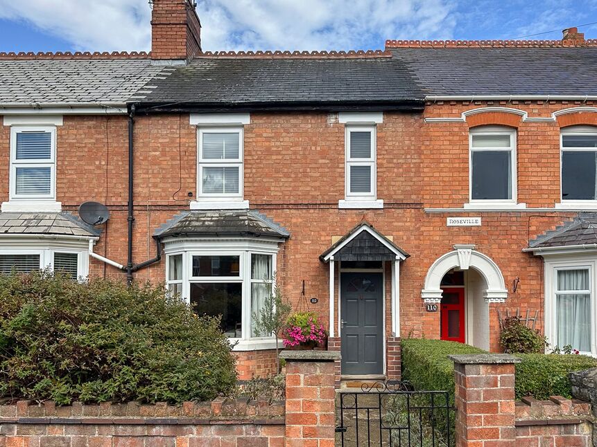 Main image of 2 bedroom Mid Terrace House for sale, Pershore Road, Evesham, Worcestershire, WR11
