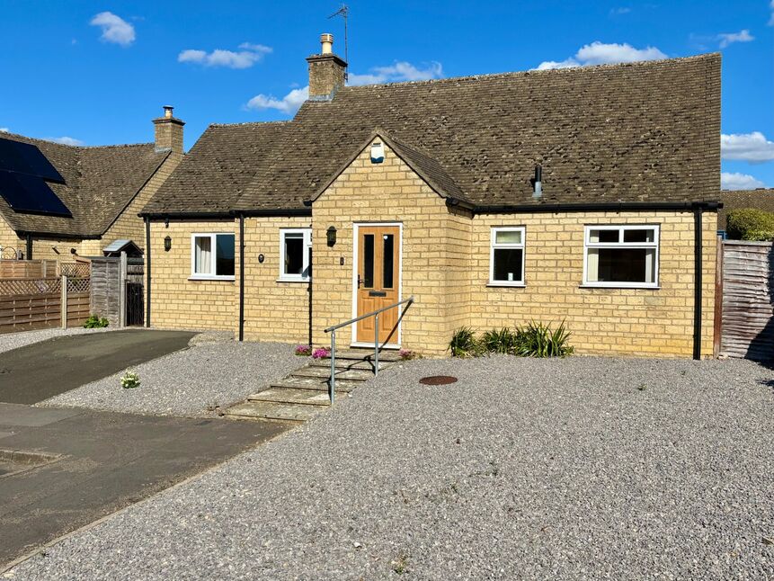 Main image of 2 bedroom Detached Bungalow for sale, Field Lane, Willersey, Gloucestershire, WR12