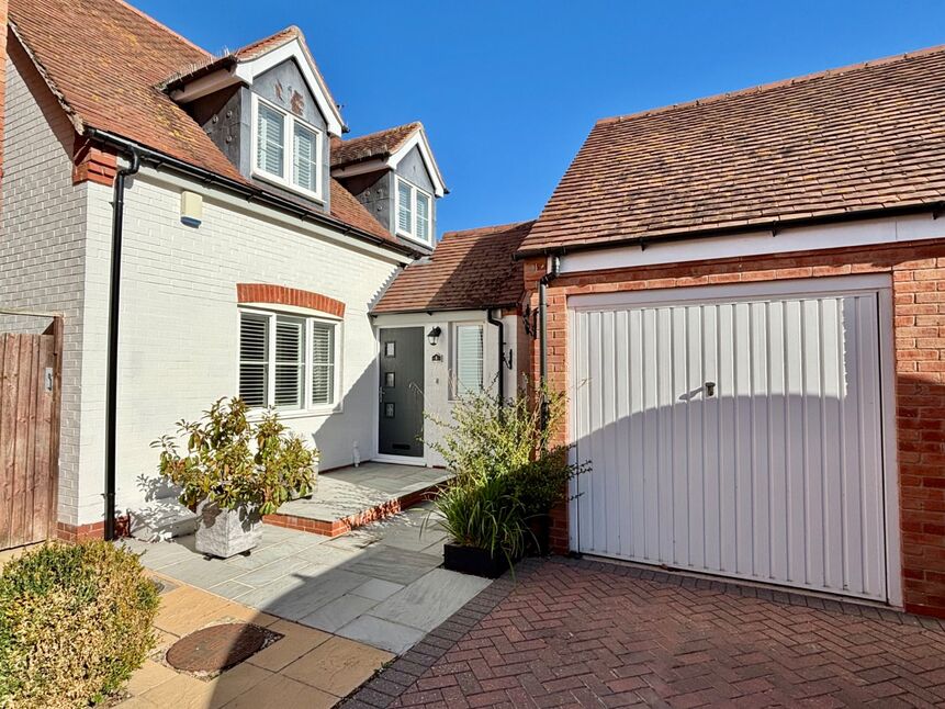Main image of 3 bedroom Detached House for sale, Legion Court, Middle Littleton, Worcestershire, WR11