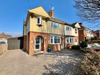 4 bedroom Semi Detached House for sale