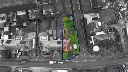 3 bedroom End Terrace House for sale