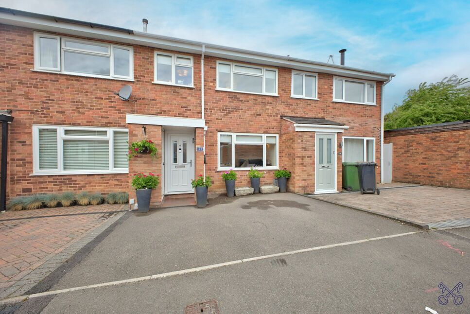 Main image of 3 bedroom Mid Terrace House for sale, Donney Brook, Evesham, Worcestershire, WR11