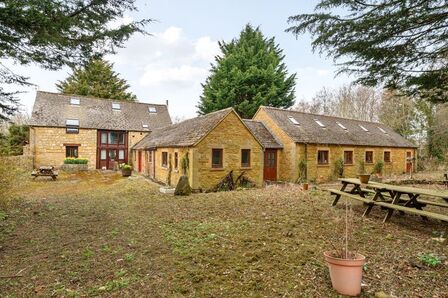 Childswickham Road, 5 bedroom Detached House for sale, &pound;1,000,000