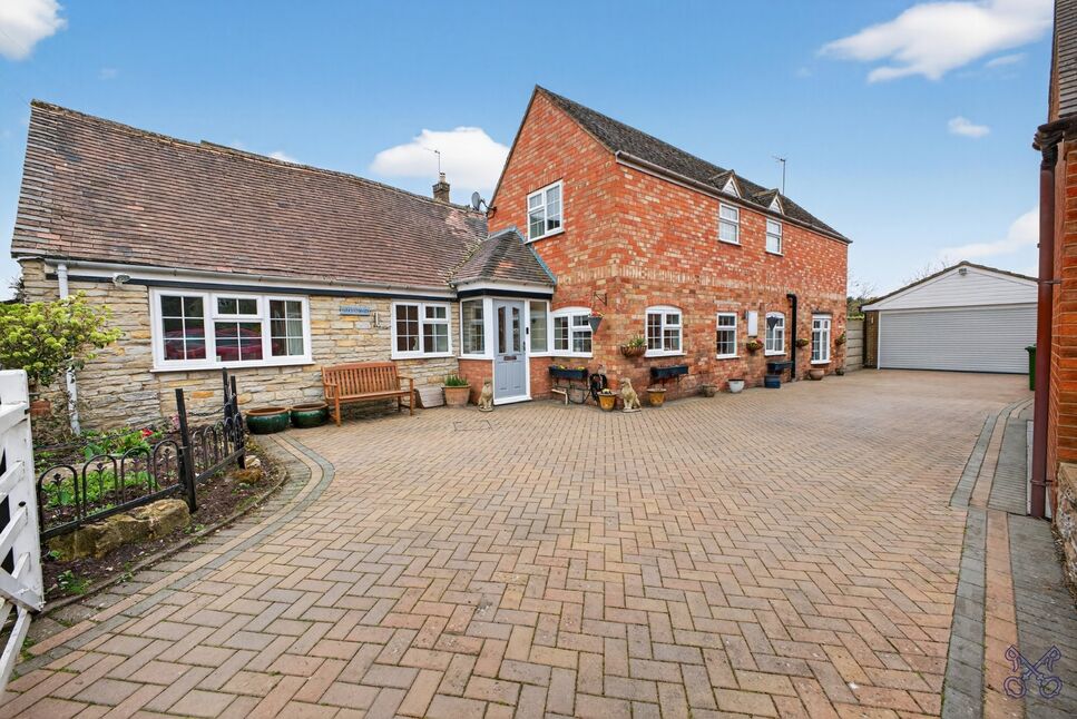 Main image of 3 bedroom Detached House for sale, High Street, Badsey, Worcestershire, WR11