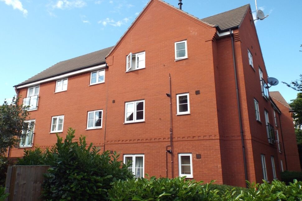 Main image of 1 bedroom Flat for sale, Robins Corner, Evesham, Worcestershire, WR11