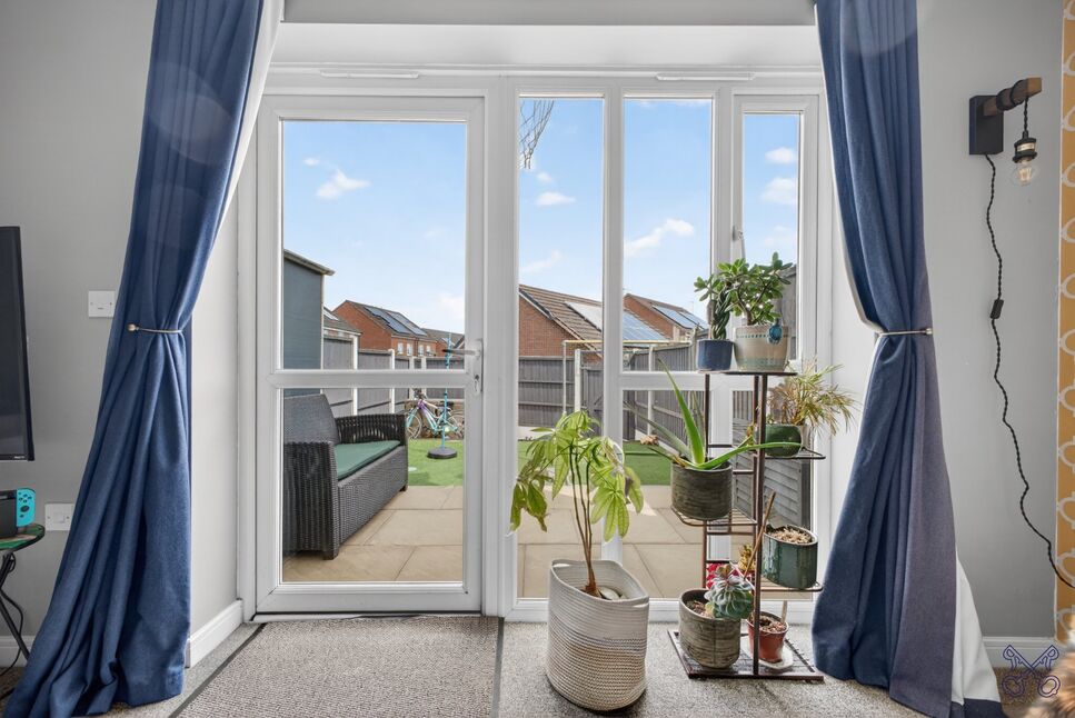 Living Room / Dining Area