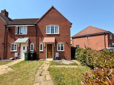 Discovery Lane, 2 bedroom End Terrace House to rent, &pound;1,100 pcm