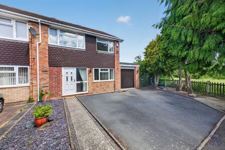 4 bedroom End Terrace House for sale