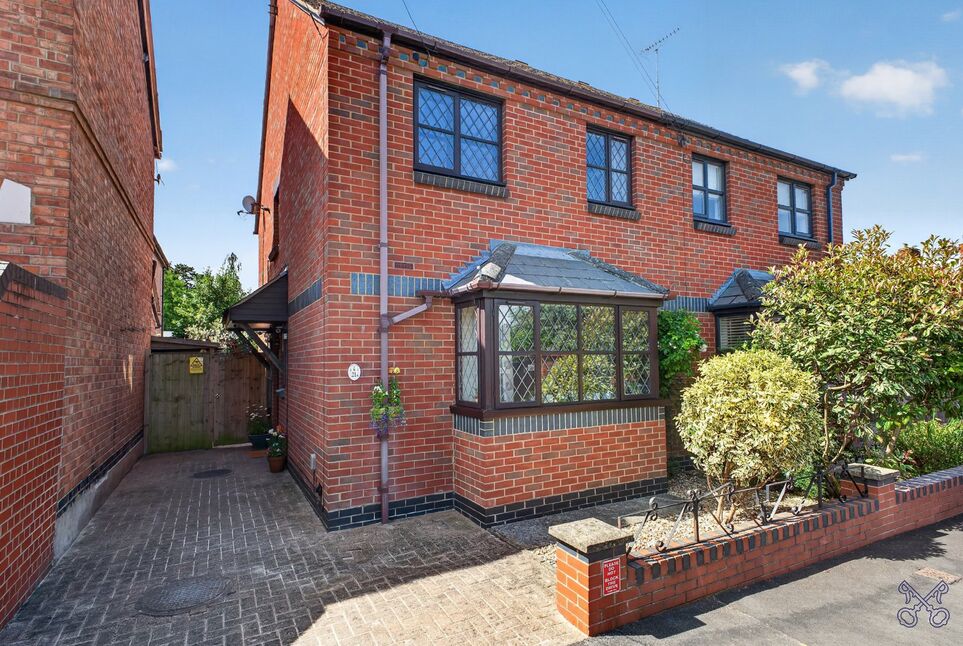 Main image of 3 bedroom Semi Detached House for sale, Lime Street, Evesham, Worcestershire, WR11