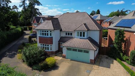 Jupiter Road, 4 bedroom Detached House for sale, &pound;600,000