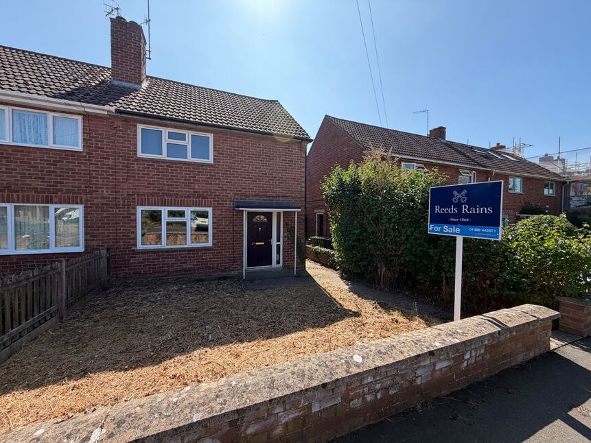 Main image of 2 bedroom Semi Detached House for sale, Hemmingway, Evesham, Worcestershire, WR11
