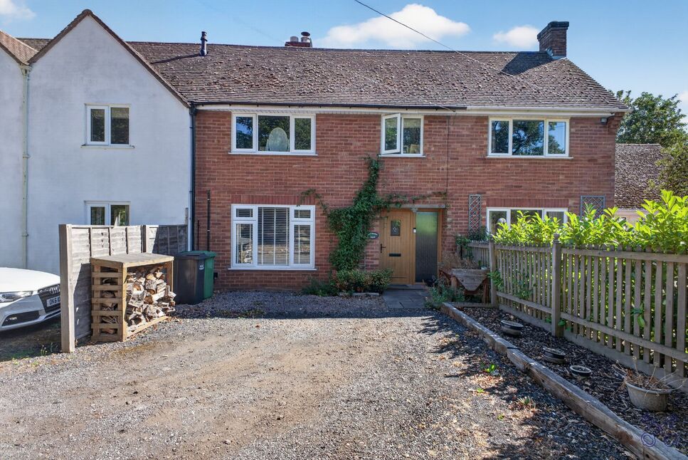 Main image of 3 bedroom Mid Terrace House for sale, Radford Road, Rous Lench, Worcestershire, WR11