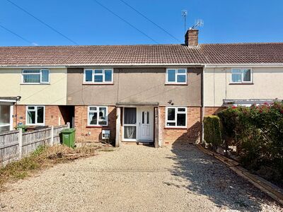 Avon Road, 3 bedroom Mid Terrace House for sale, &pound;200,000