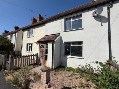 Albert Road, 3 bedroom Mid Terrace House for sale, &pound;170,000