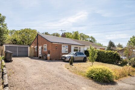 2 bedroom Semi Detached Bungalow for sale