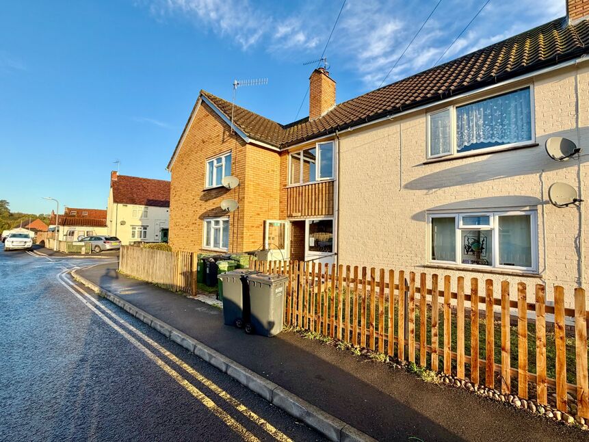 Main image of 2 bedroom Flat for sale, Bewdley Lane, Evesham, Worcestershire, WR11