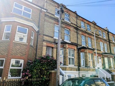 Victoria Grove, 1 bedroom  Flat to rent, £775 pcm