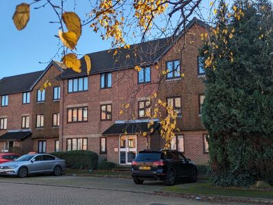 Dover Road, 2 bedroom  Flat to rent, £1,000 pcm