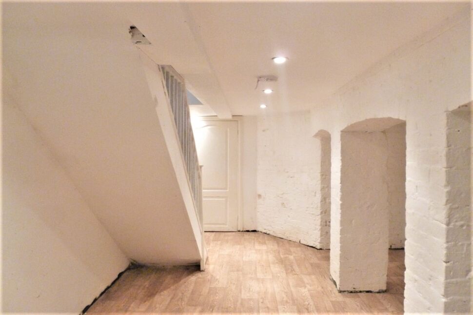 Flat 1