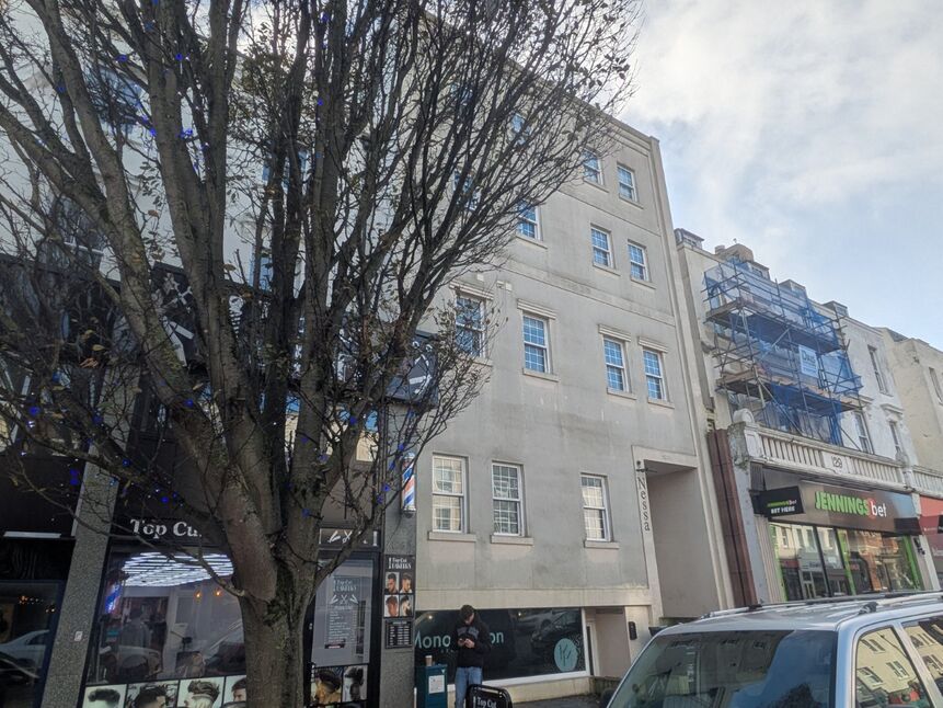 Main image of 1 bedroom  Flat to rent, Sandgate Road, Folkestone, Kent, CT20