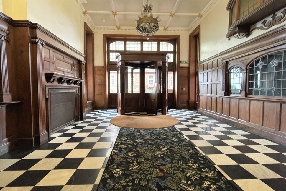 Residents Lobby