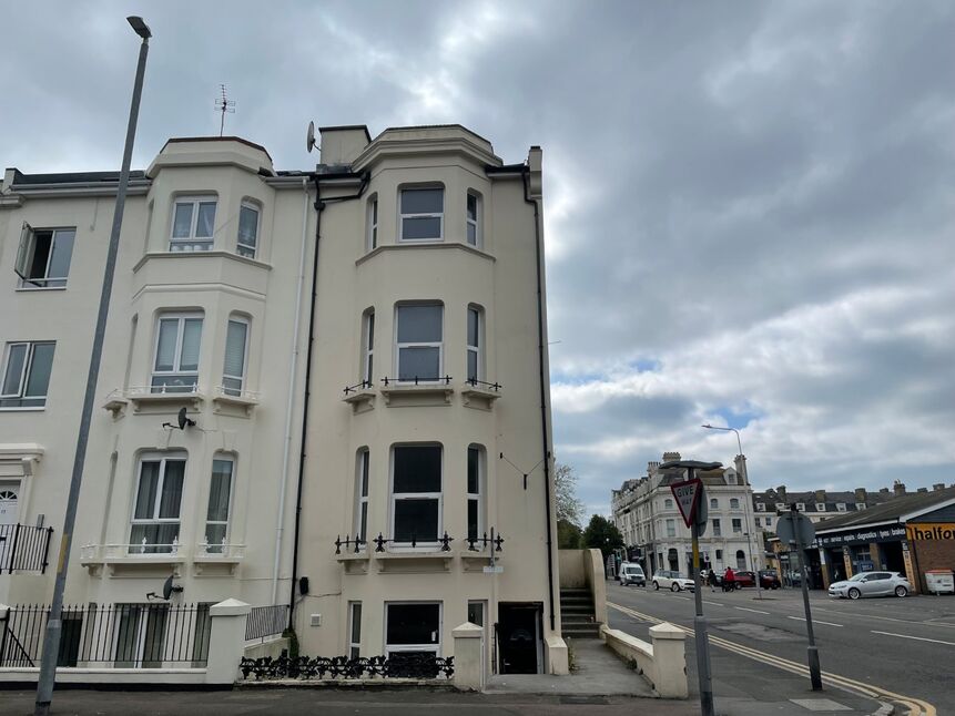 Main image of 1 bedroom Flat to rent, Manor Road, Folkestone, Kent, CT20