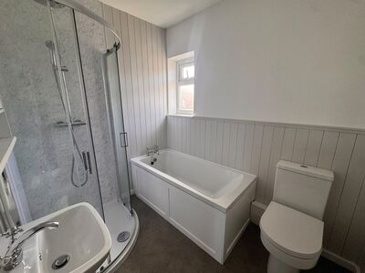 Ingoldsby Road, 3 bedroom Mid Terrace House to rent, &pound;1,350 pcm