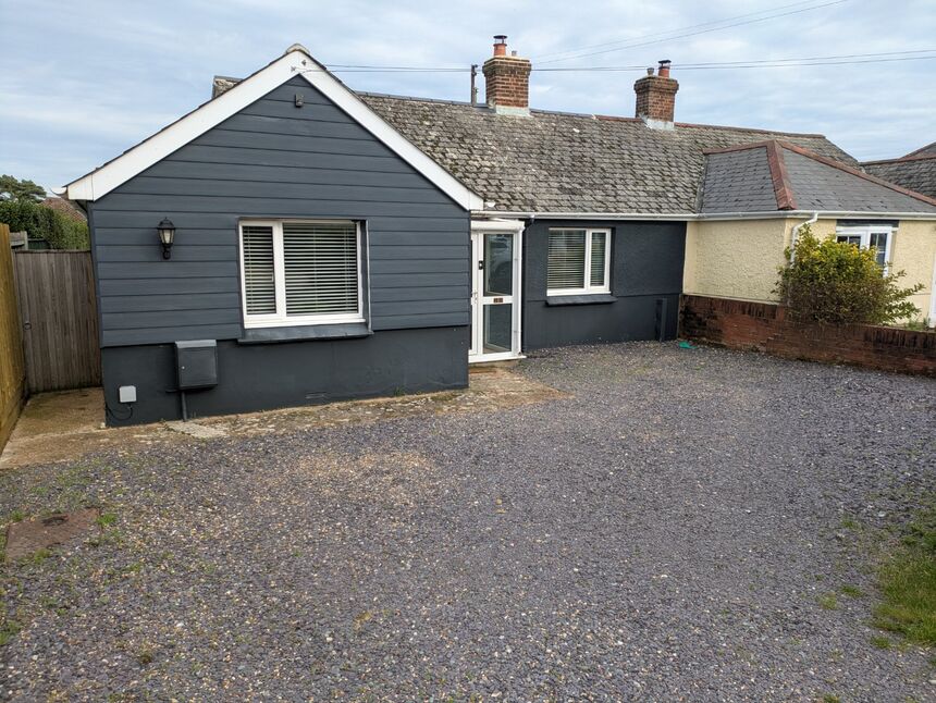 Main image of 2 bedroom Semi Detached Bungalow to rent, Avondale Road, Capel-le-Ferne, Kent, CT18