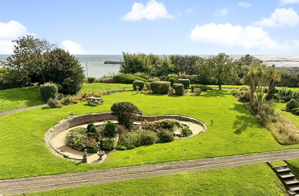 2 bedroom  Flat for sale