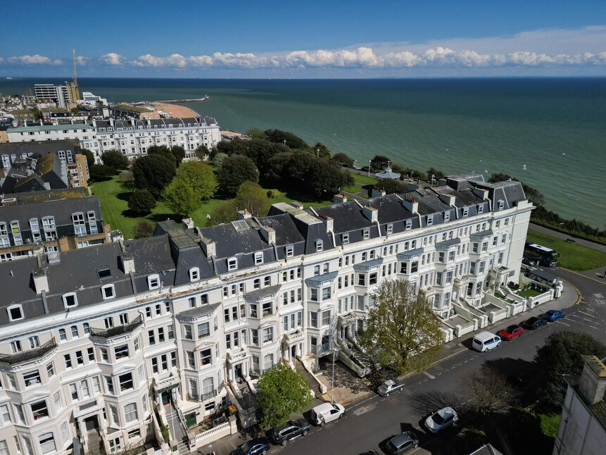 Main image of 2 bedroom Flat for sale, Clifton Gardens, Folkestone, Kent, CT20