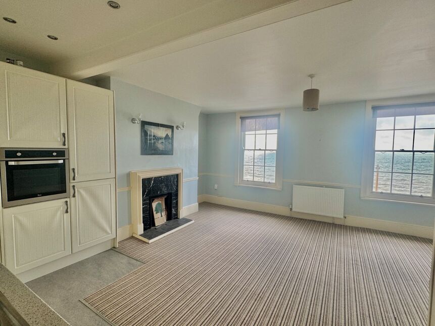 Open Plan Living Room / Kitchen